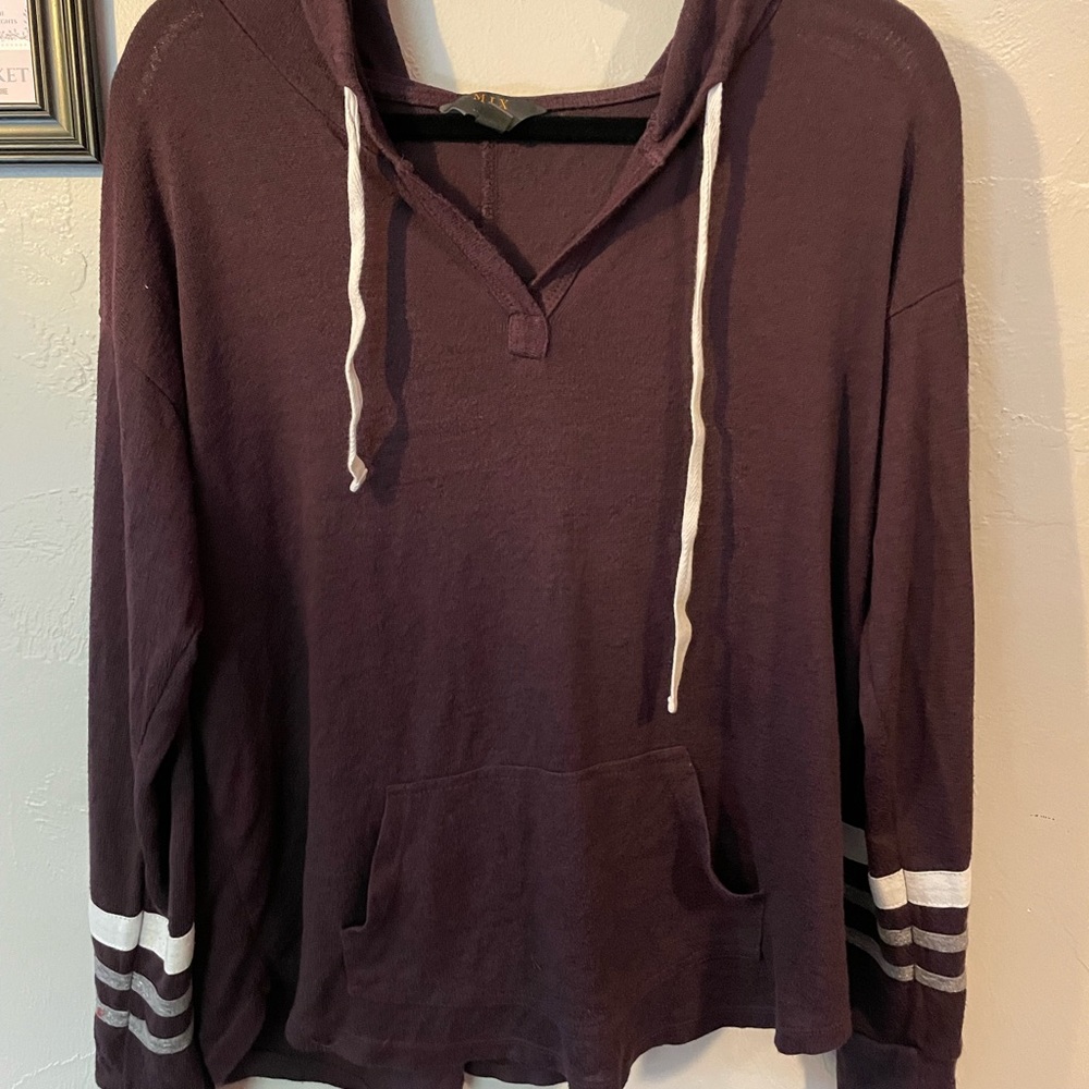 Mix long-sleeved hooded top